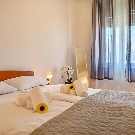 Apartment Frane *