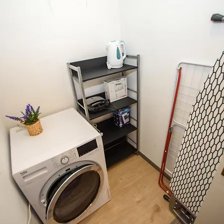 Apartment Frane